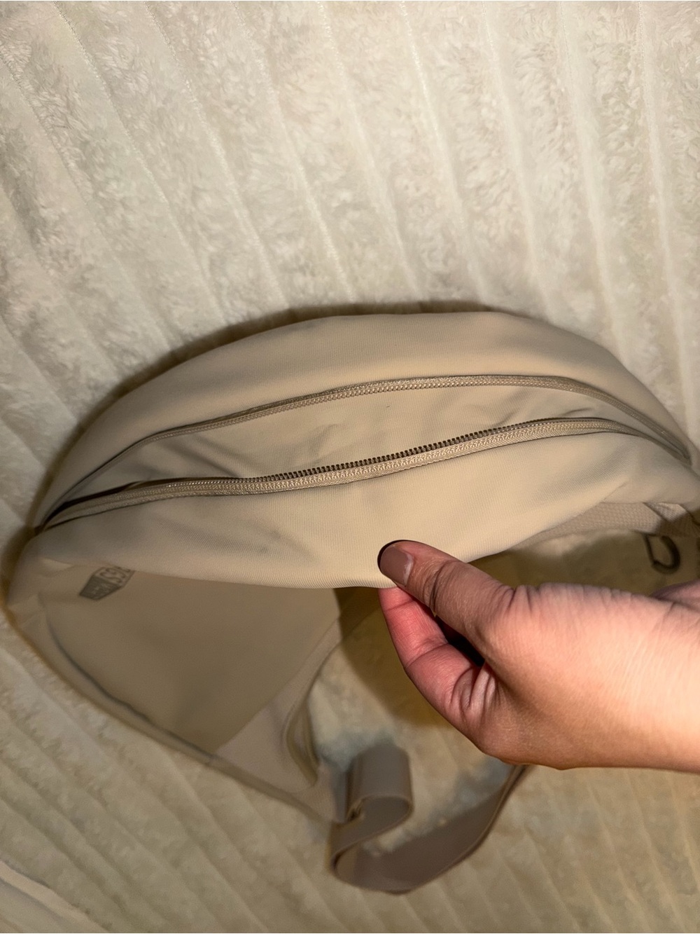 Bags Mart Beige Crescent Shoulder Bag with Adjustable Strap - Picture 4 of 8